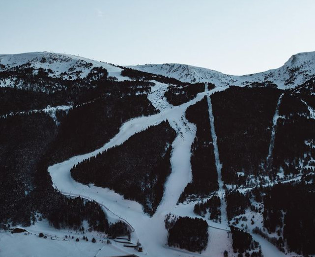 En changeant de nom pour Meta, le groupe Facebook parie sur l’avenir En changeant de nom pour Meta, le groupe Facebook parie sur l’avenir