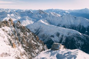 Andorra Telecom estalviarà vuit tones de paper amb la digitalització de les Pàgines Grogues El web paginesgrogues.ad ha rebut més de 200.000 consultes el 2022