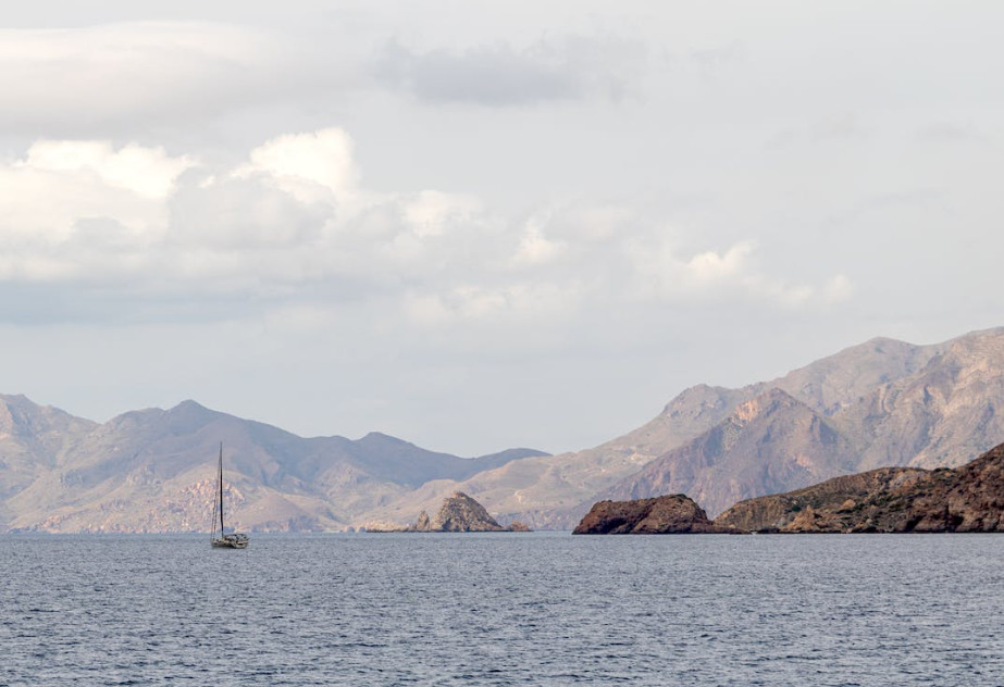 Davalla la producció nacional d'energia elèctrica Davalla la producció nacional d'energia elèctrica