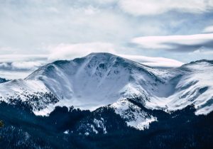 Ubach assegura que els funcionaris eren una classe privilegiada i que ara ja no